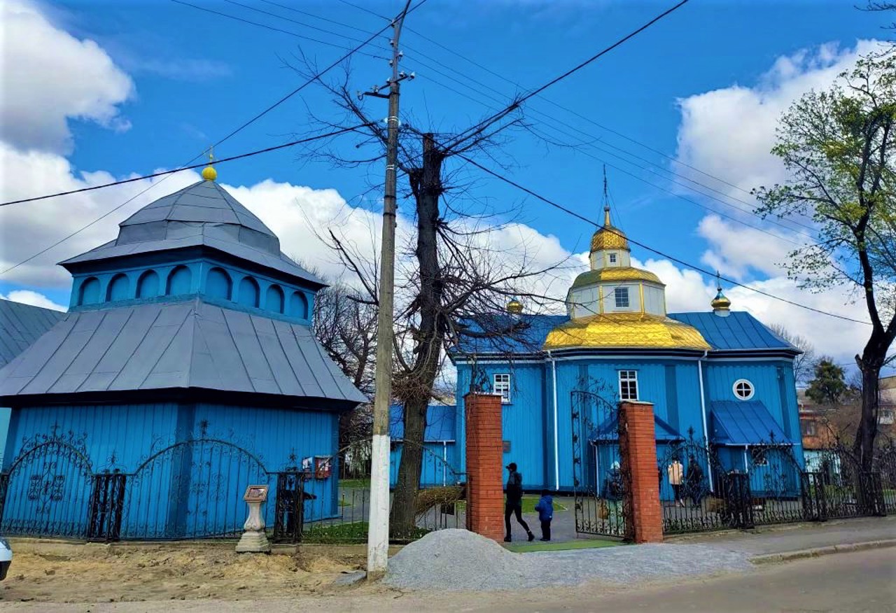 Успенская церковь, Ровно