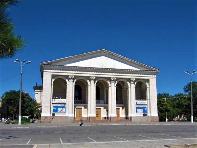Театр імені Куліша, Херсон