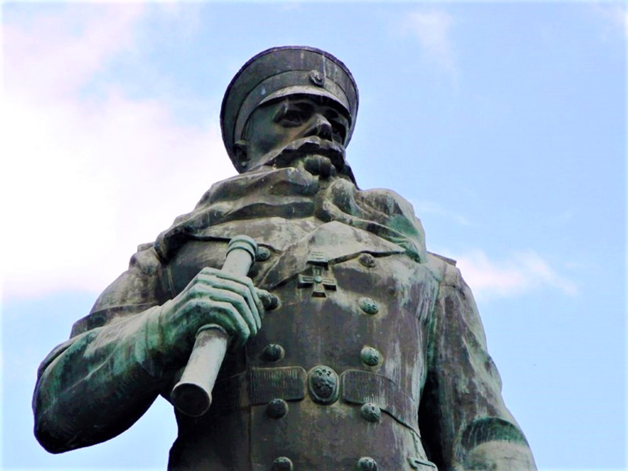 Monument to Admiral Makarov, Mykolaiv