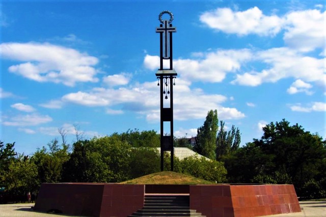 Пам'ятник жертвам Голодомору, Миколаїв
