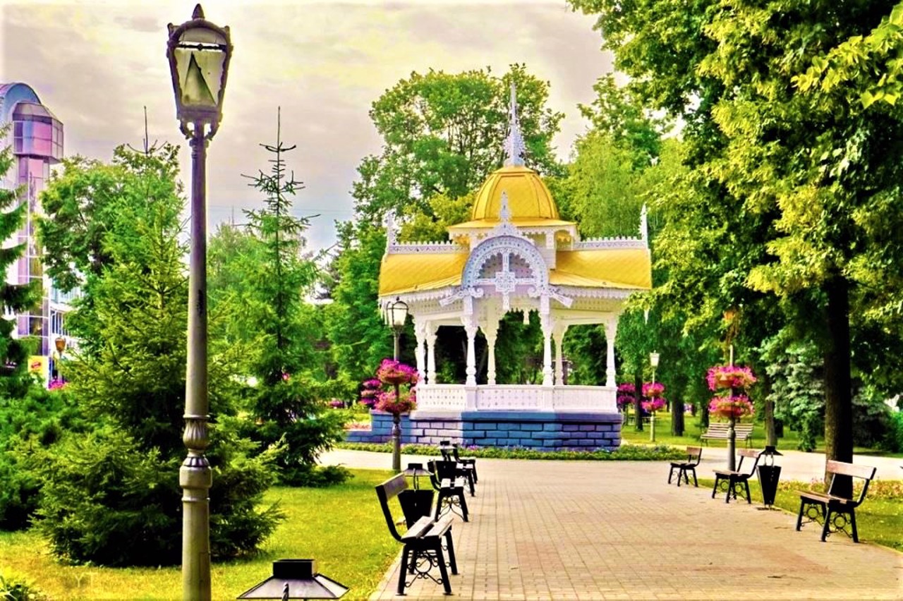 Gazebo, Sumy