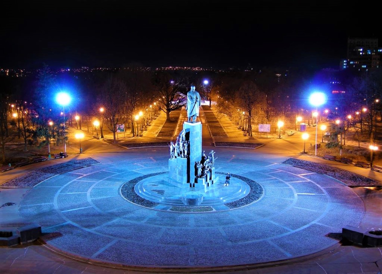 Taras Shevchenko Monument, Kharkiv