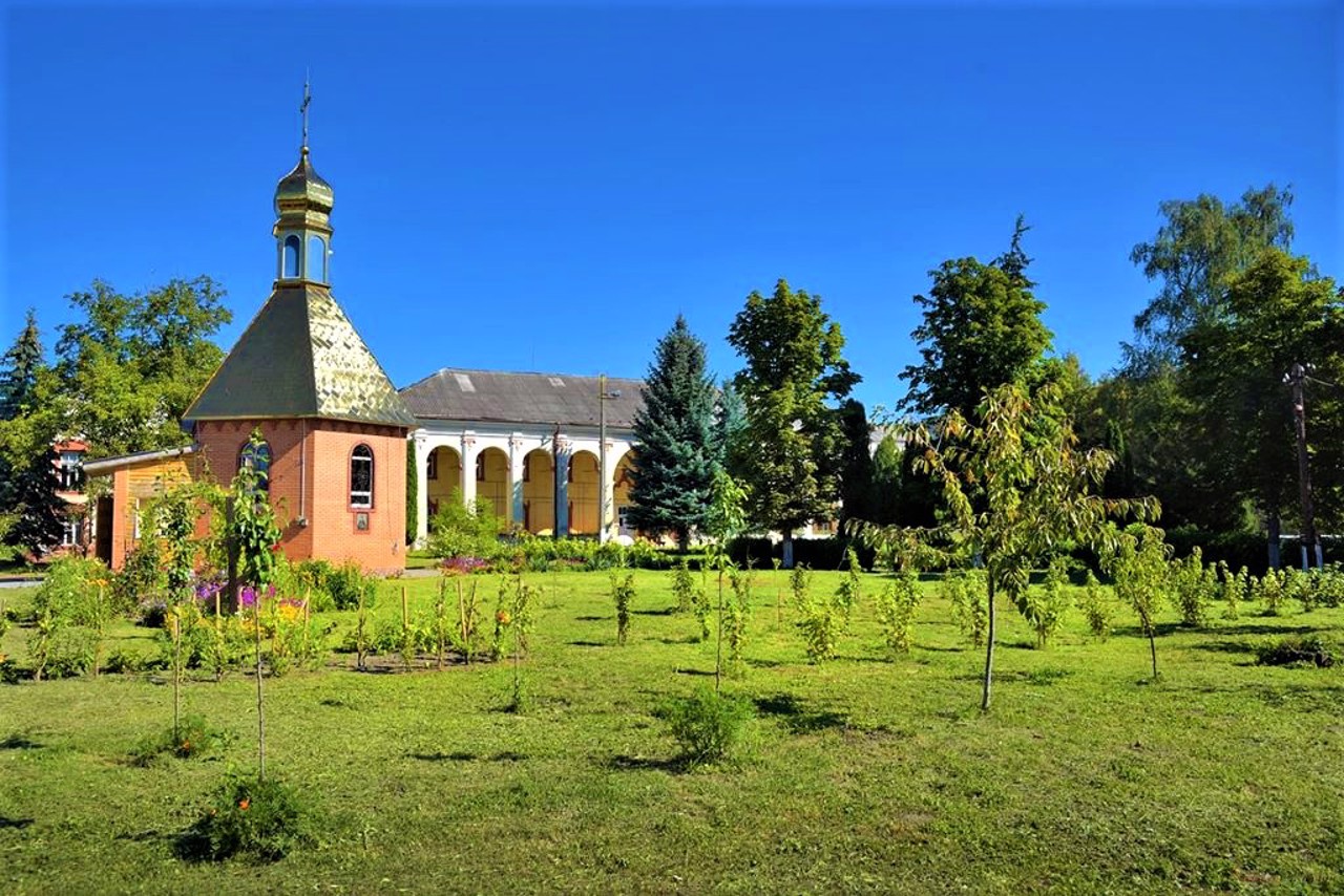 Монастир кармеліток, Дубно