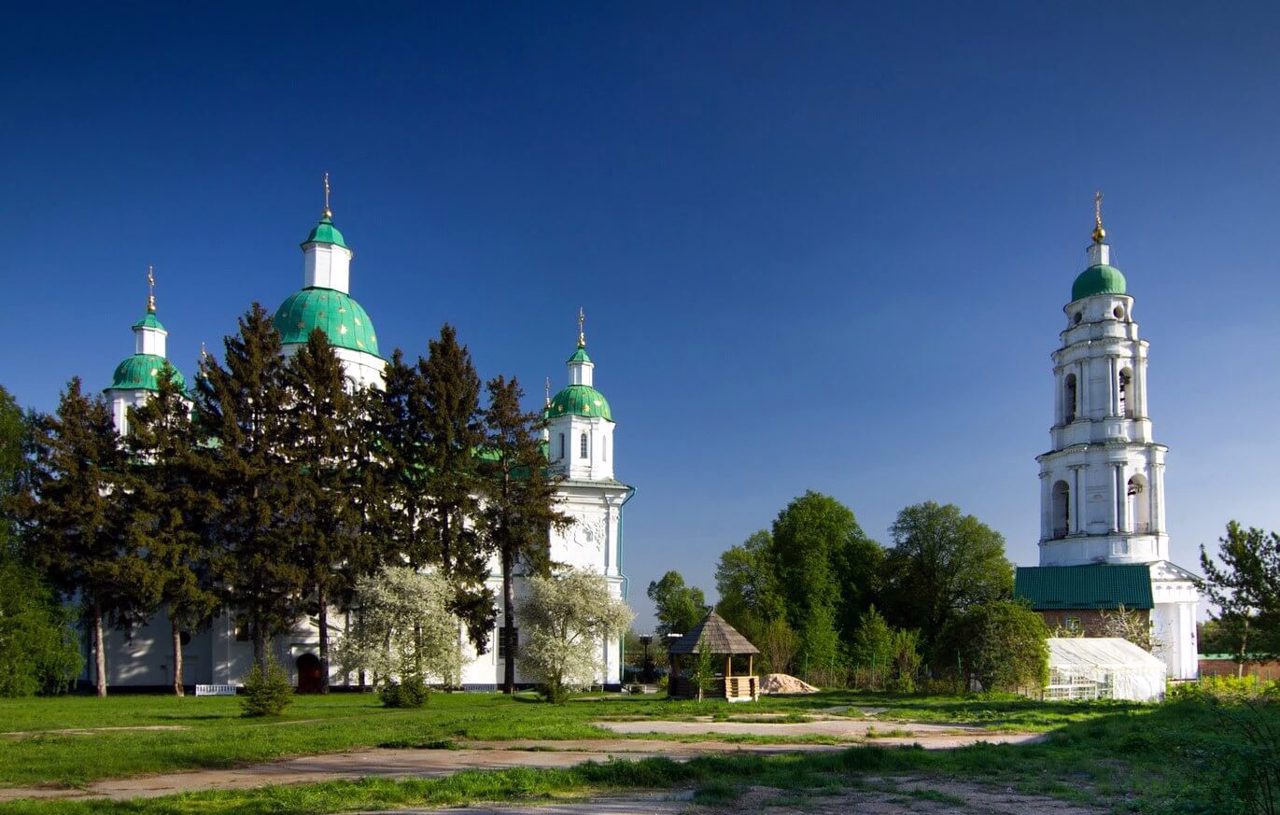 Спасо-Преображенський Мгарський монастир, Мгар