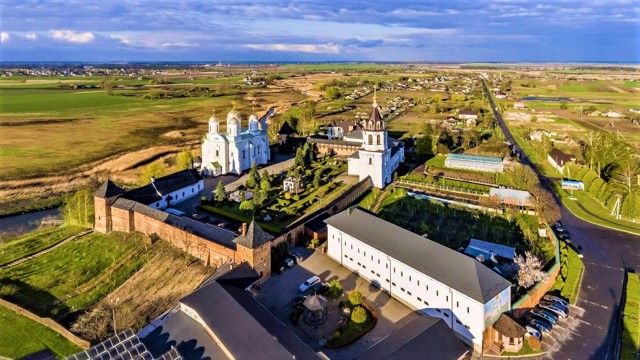 Святогірський Зимненський монастир