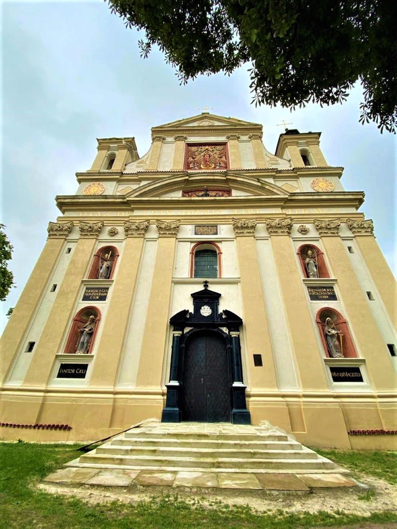 Holy Trinity Church, Olyka