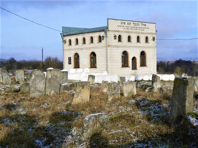 Grave of Baal Shem Tov, Medzhybizh