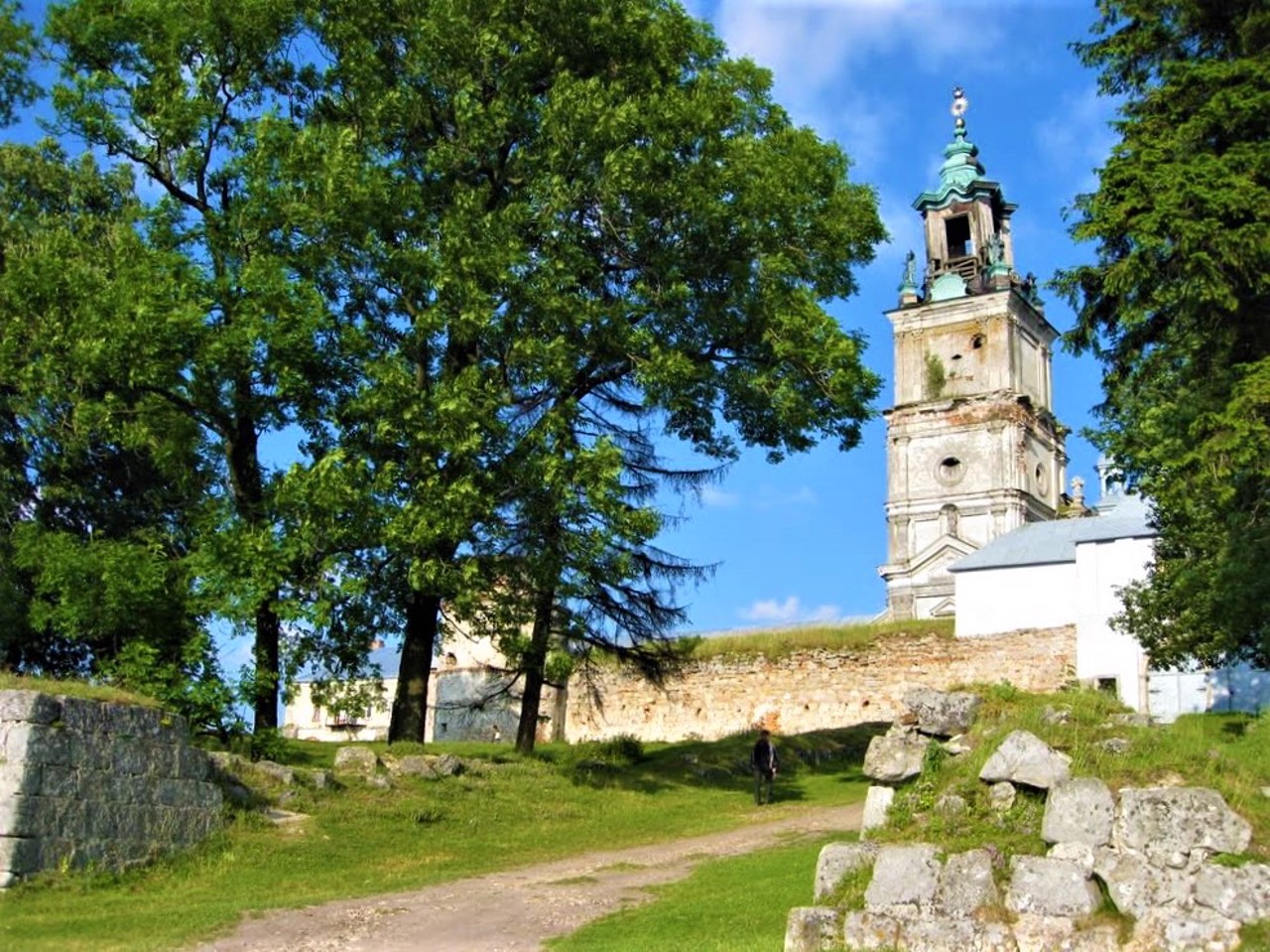 Cross of God Monastery, Pidkamin