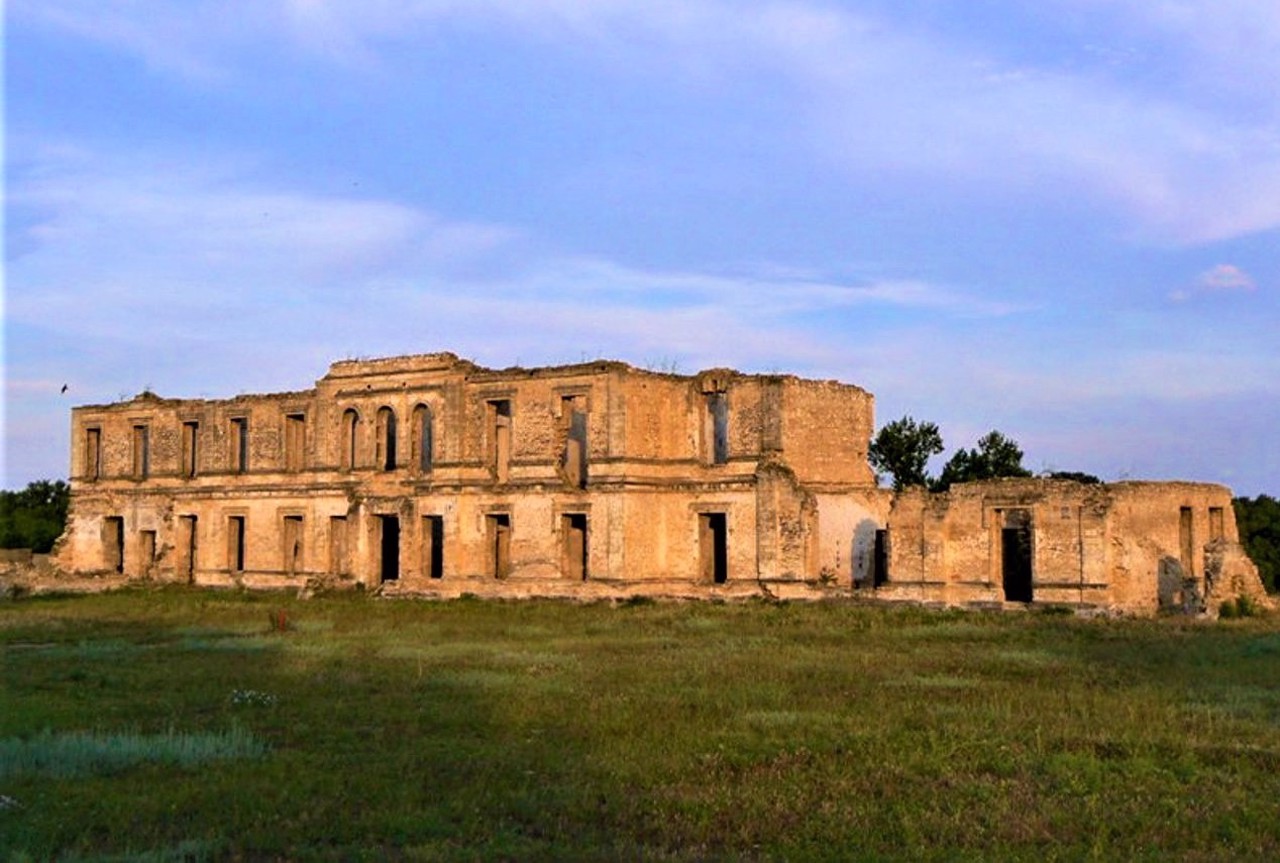 Prince Trubetsky Palace, Kozatske