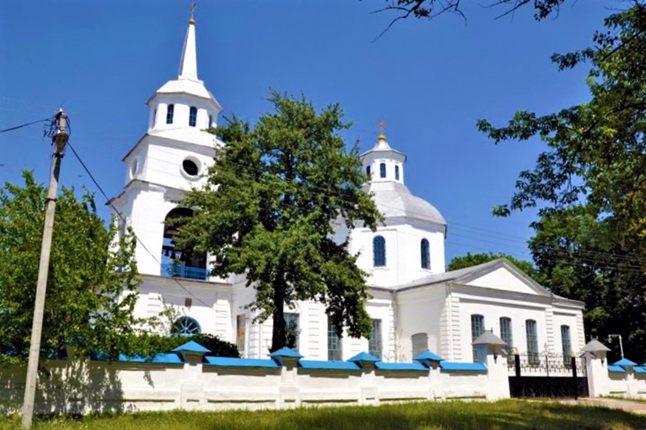 Annunciation Church, Trostianets