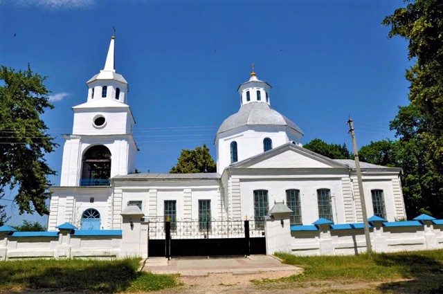 Annunciation Church, Trostianets