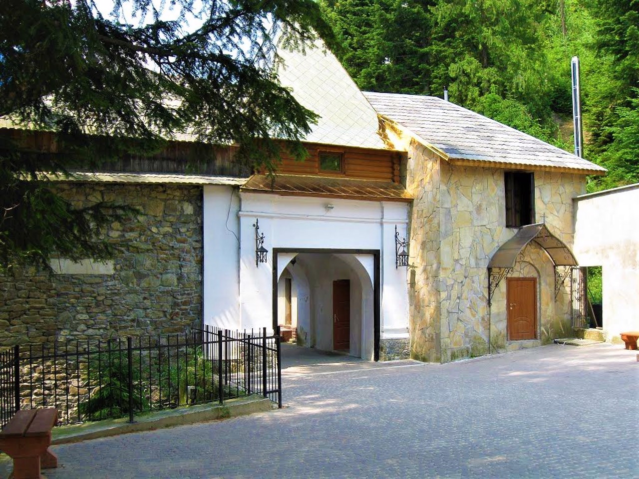 Maniava Hermitage