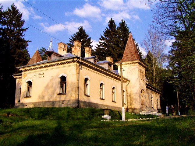 Nataliyivka Estate, Volodymyrivka