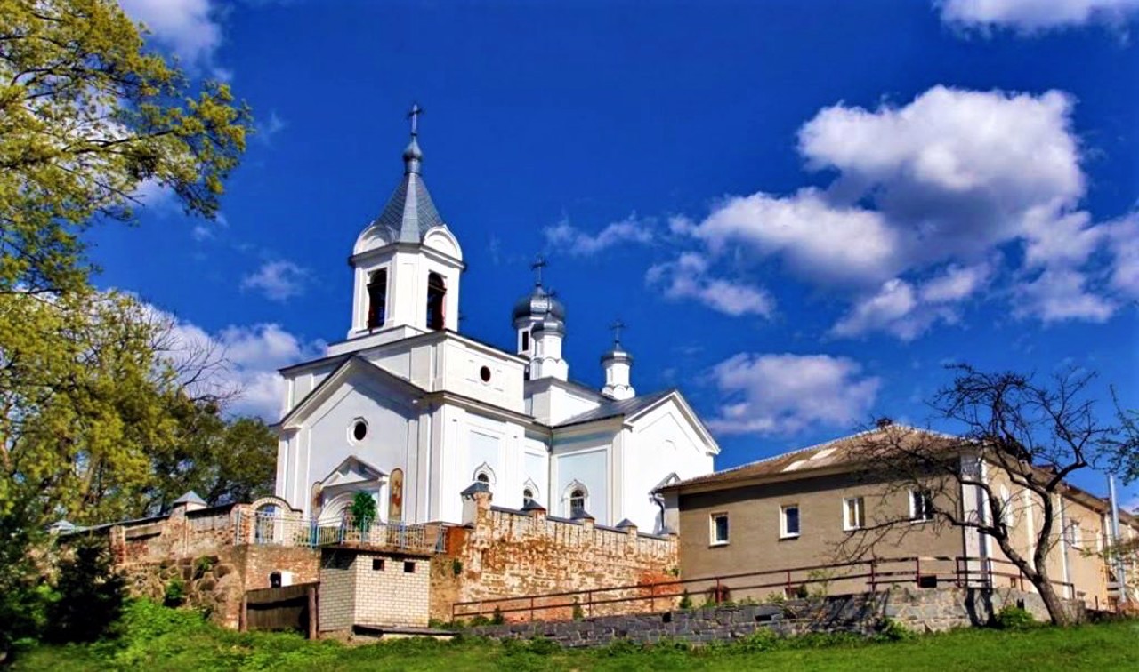 Transfiguration Tryhirya Monastery