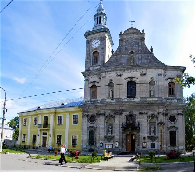 Assumption of the Virgin Mary Church, Zolochiv
