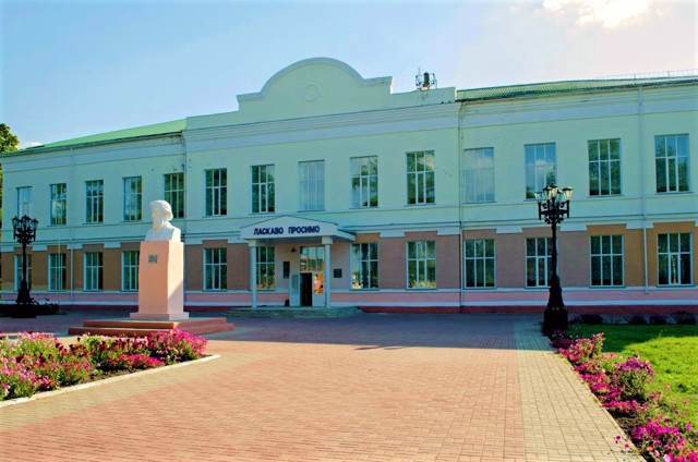 Чоловіча гімназія, Новгород-Сіверський