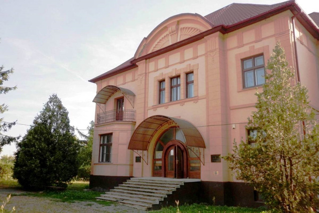 Pyiterfolvo Art Gallery