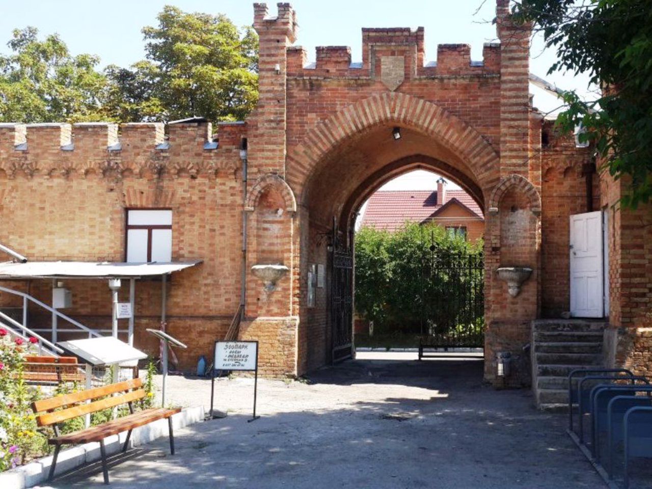 Popov Manor (Castle), Vasylivka