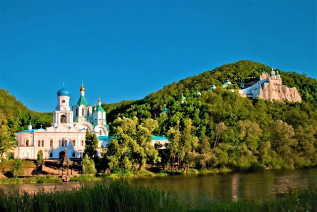 Assumption Sviatohirsk Lavra