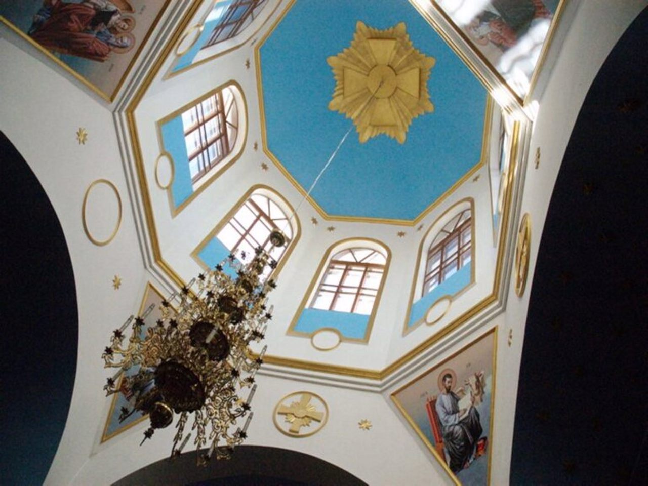 Хрестовоздвиженська церква (Заповідник Раєвських), Розумівка