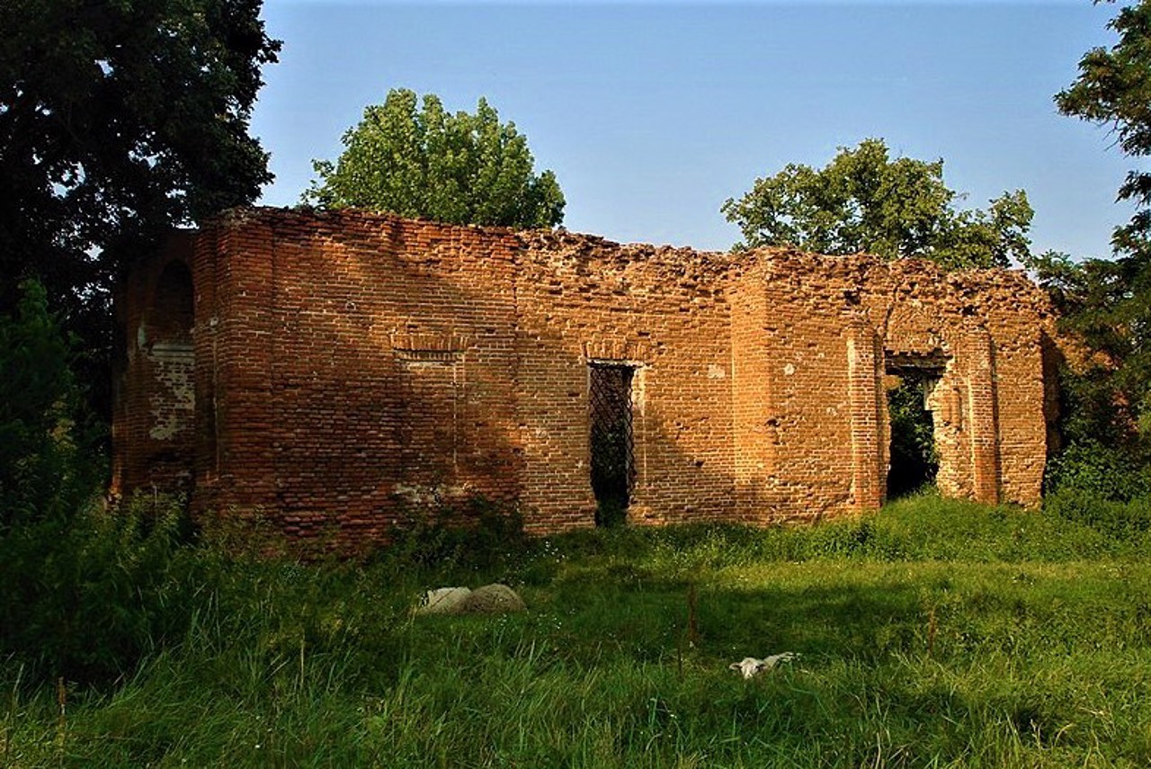 Успенская церковь, Малыжино