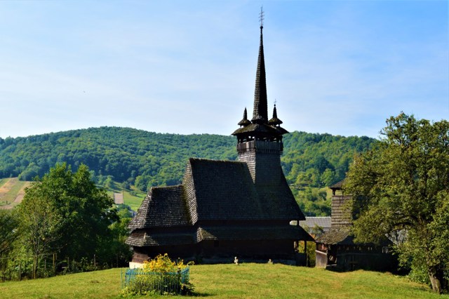 Церковь Св. Параскевы, Александровка