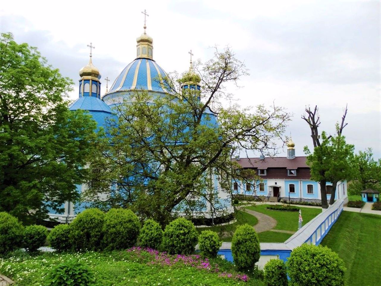 Assumption Nyzkynychi Monastery