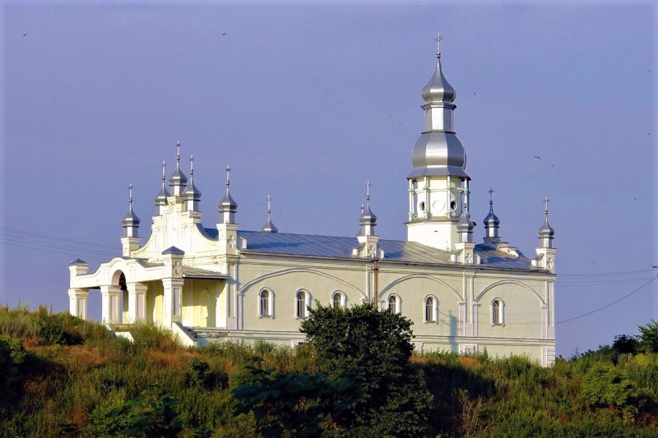 Софроніївський монастир, Нова Слобода