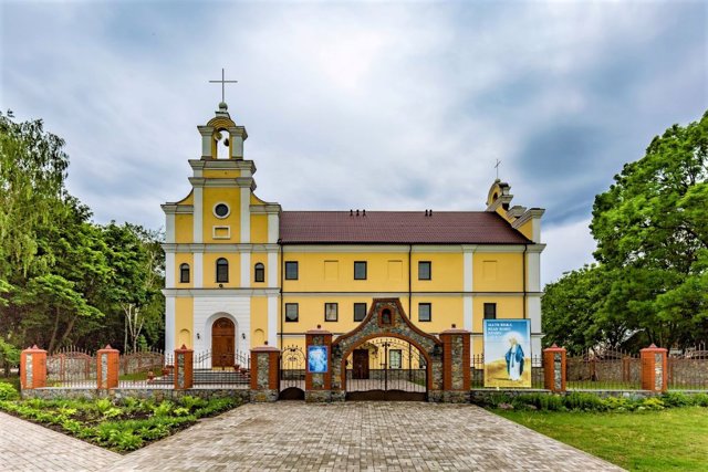 Franciscan Church, Chudniv