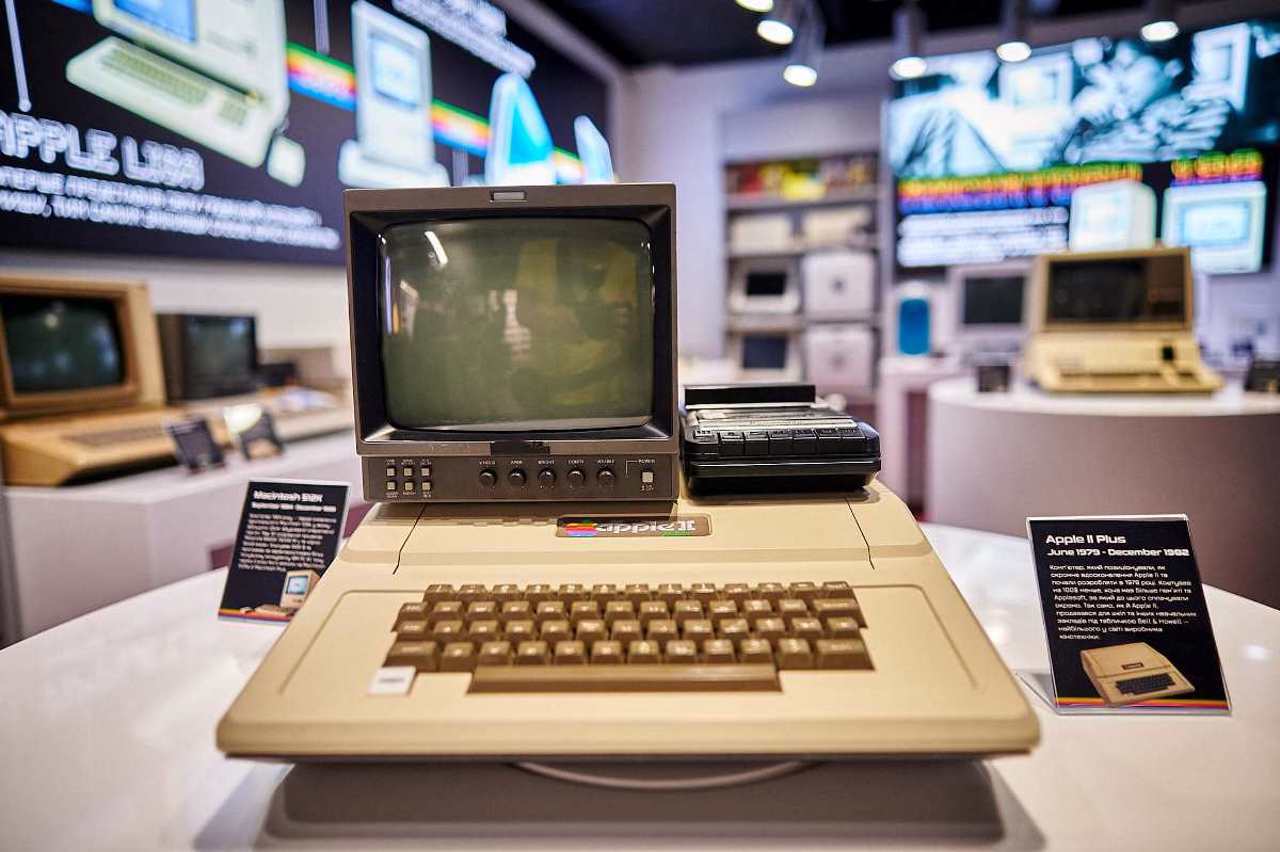Apple II Plus, Apple Museum, Kyiv
