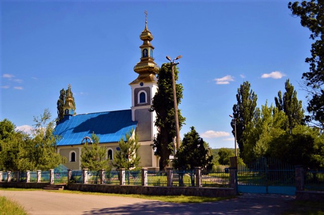 Миколаївська церква, Чинадійово
