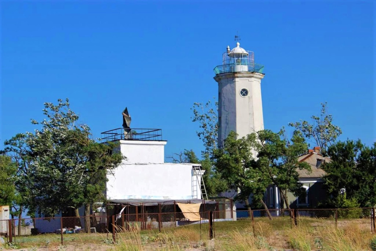 Bilosaraisky Lighthouse, Bilosaraiska Kosa
