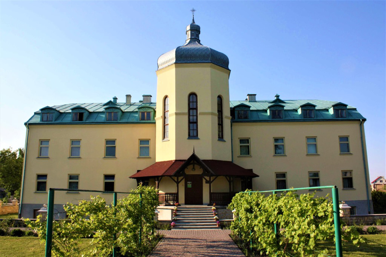 Василианский монастырь Вознесения, Золочев
