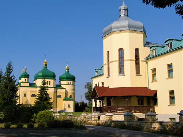 Василианский монастырь Вознесения, Золочев