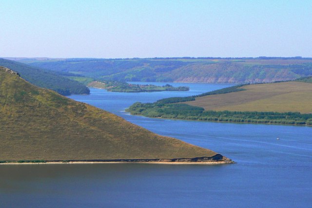 Bakota Bay, Stara Ushytsia