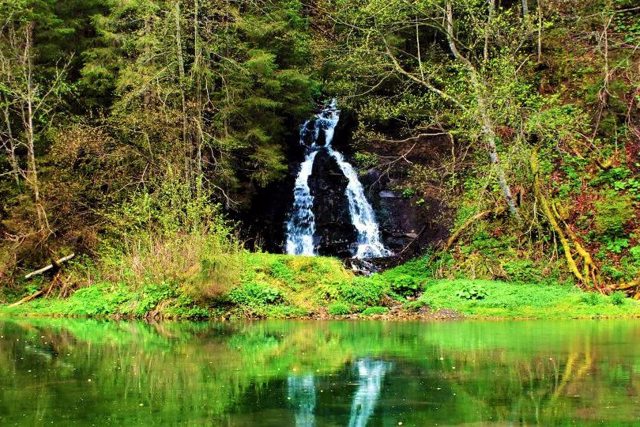 Водопад Салатручиль, Быстрица