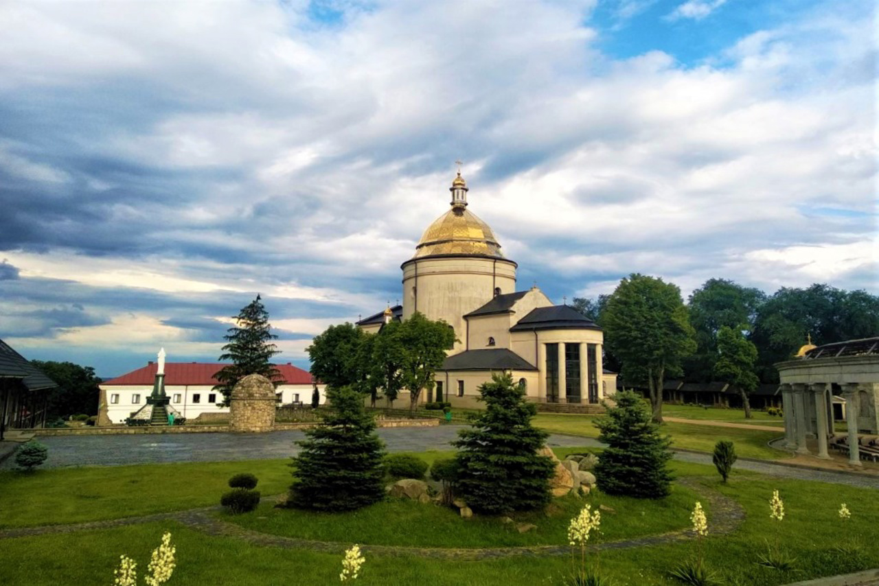 Гошевский монастырь Преображения, Гошев