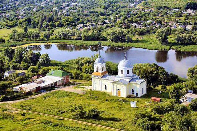 Николаевская церковь, Люботин