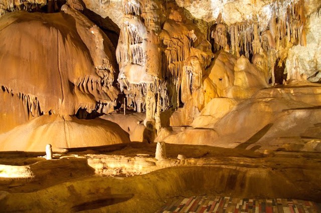 Мармурова печера, Мраморне