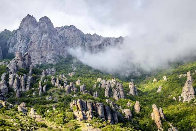 Гора Демерджі (Долина привидів), Лучисте