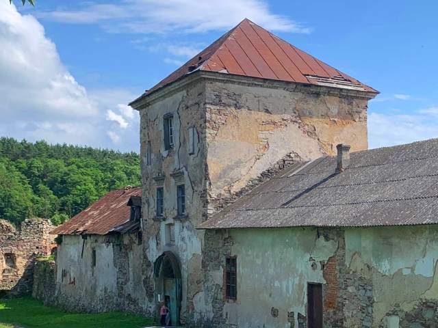 Potocki Castle, Zolotyi Potik