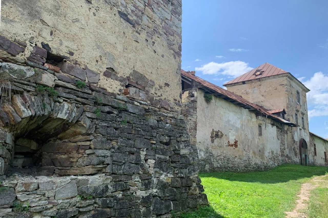 Potocki Castle, Zolotyi Potik