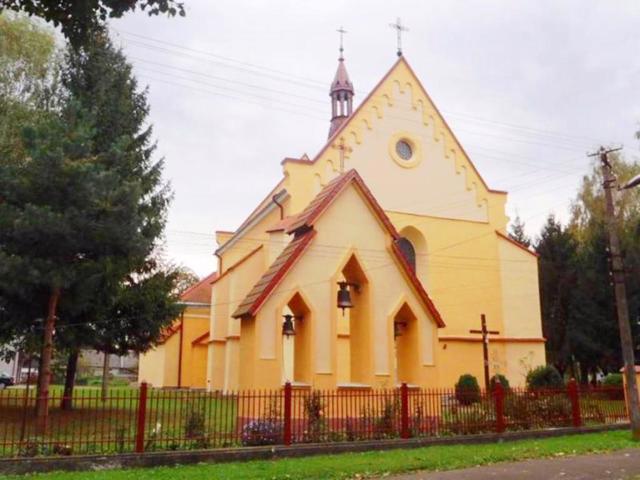 Assumption of Virgin Mary Church, Zhydachiv