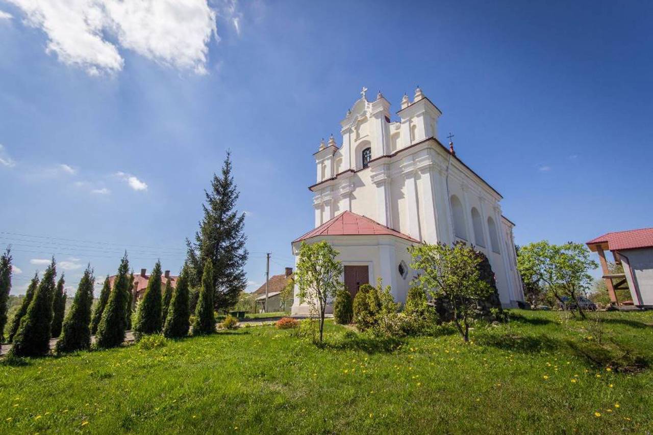 Костел Пресвятої Трійці, Івано-Франкове