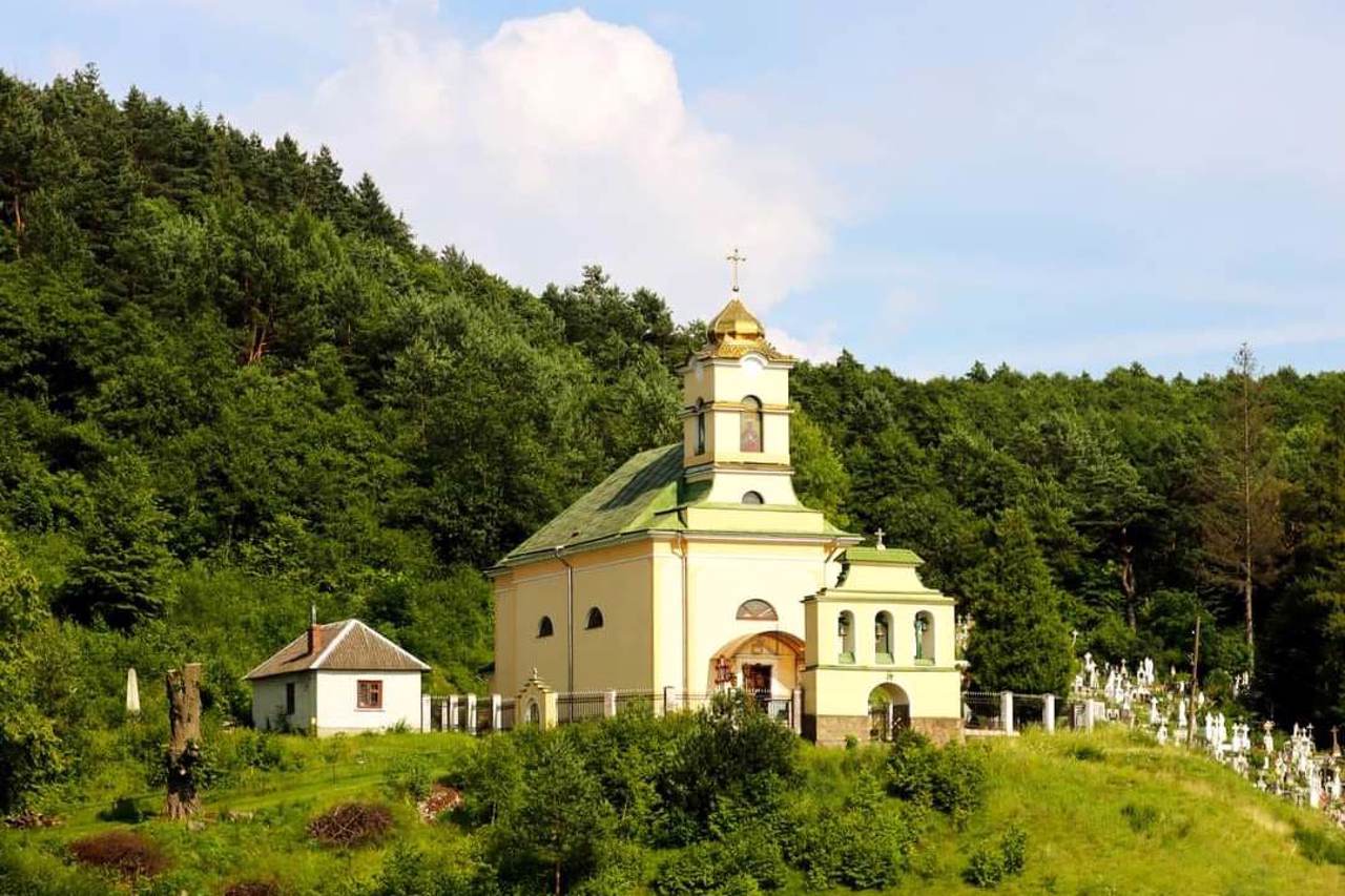 Церква СвятоЇ Параскевії, Стільсько