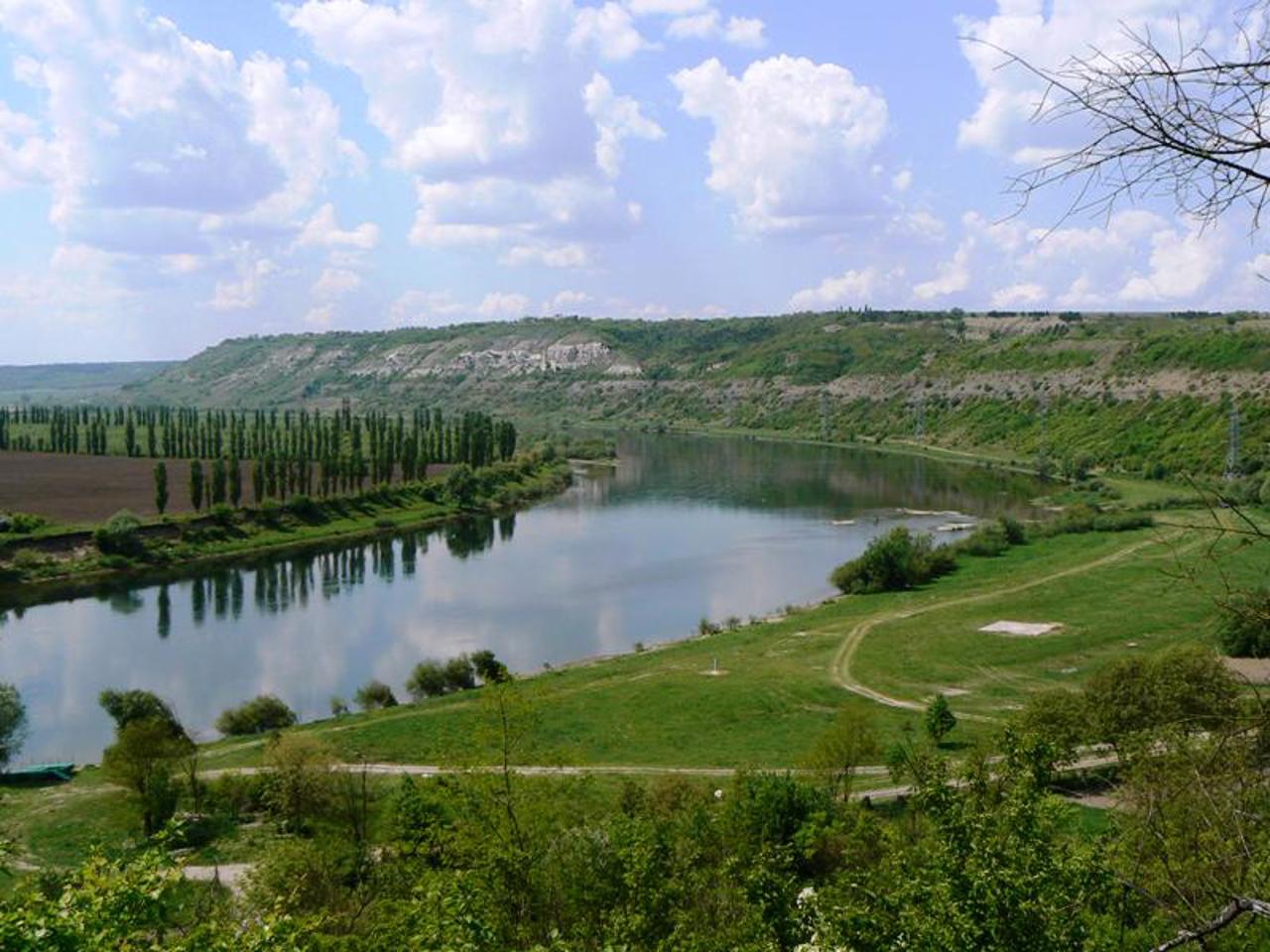 Liadova Useknovenskiy Rock Monastery