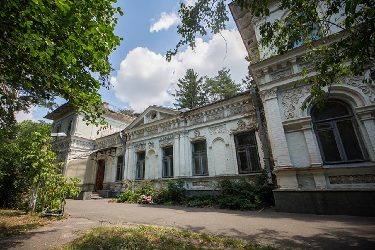 Bilsky Manor (Khrushchev's Dacha), Kyiv