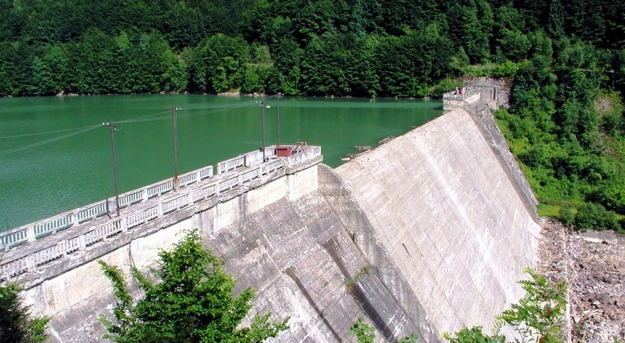 Tereble-Ritska HPP, Nyzhnii Bystryi