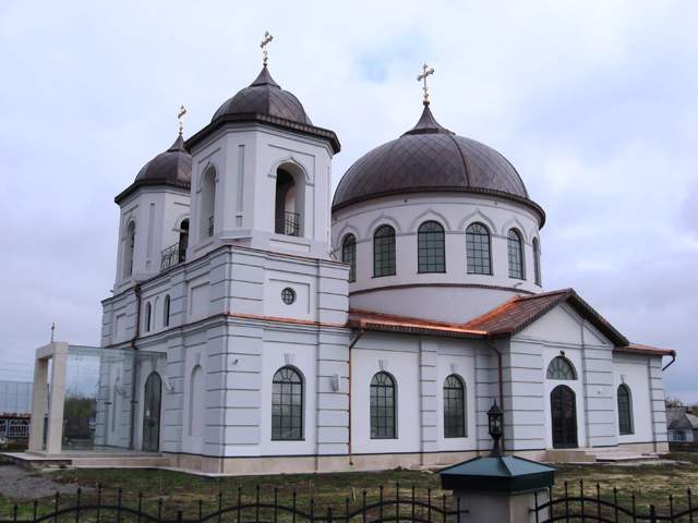 Троїцька церква, Великі Будища