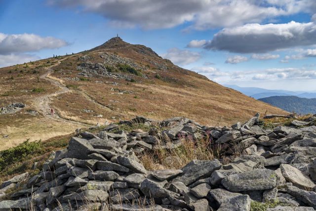 Pikuy Mount, Bilasovytsia